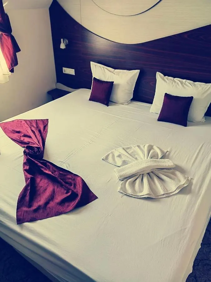 Hotel Palma Burgas City 2*,