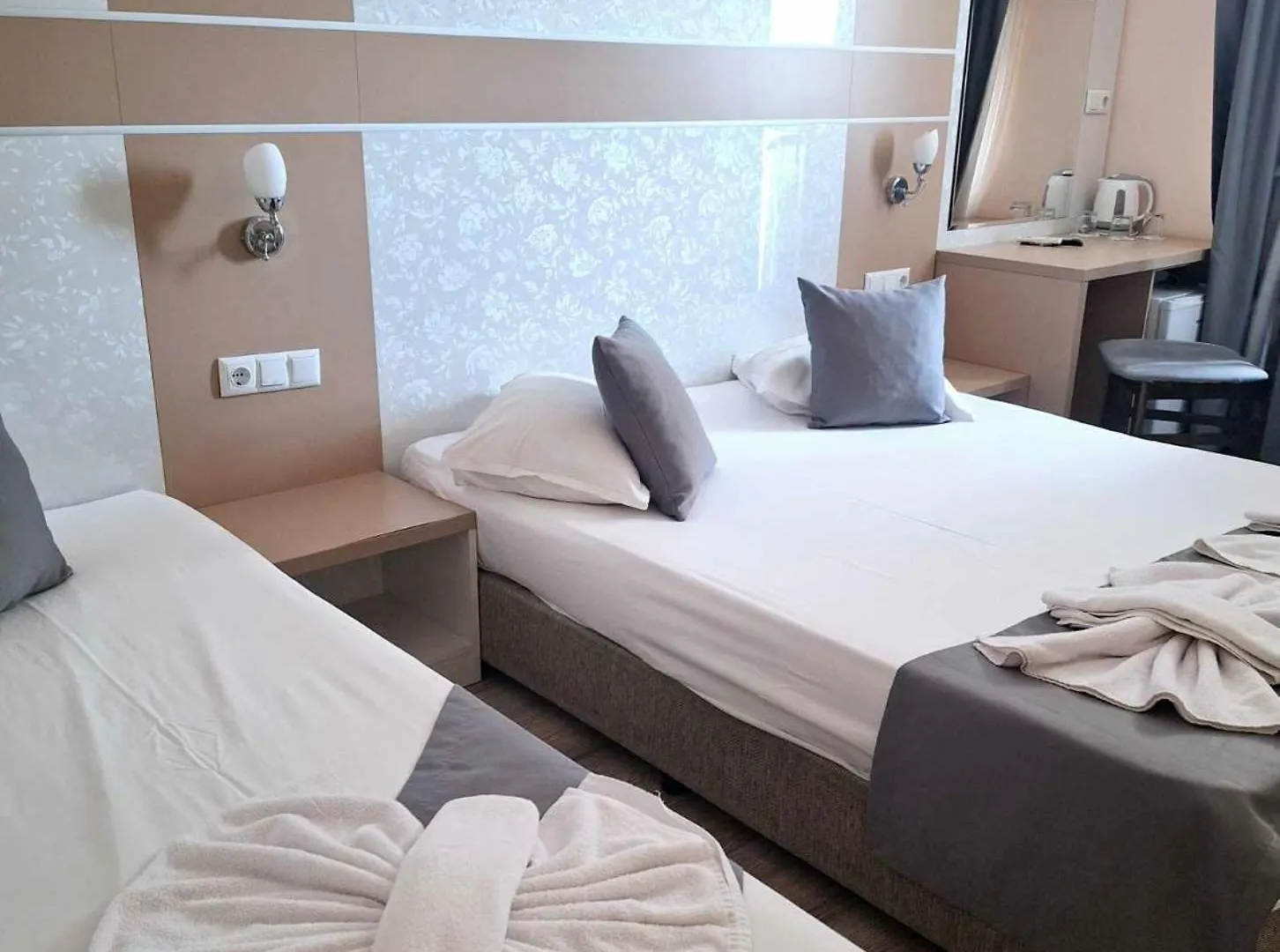 Hotel Palma Burgas City 2*,